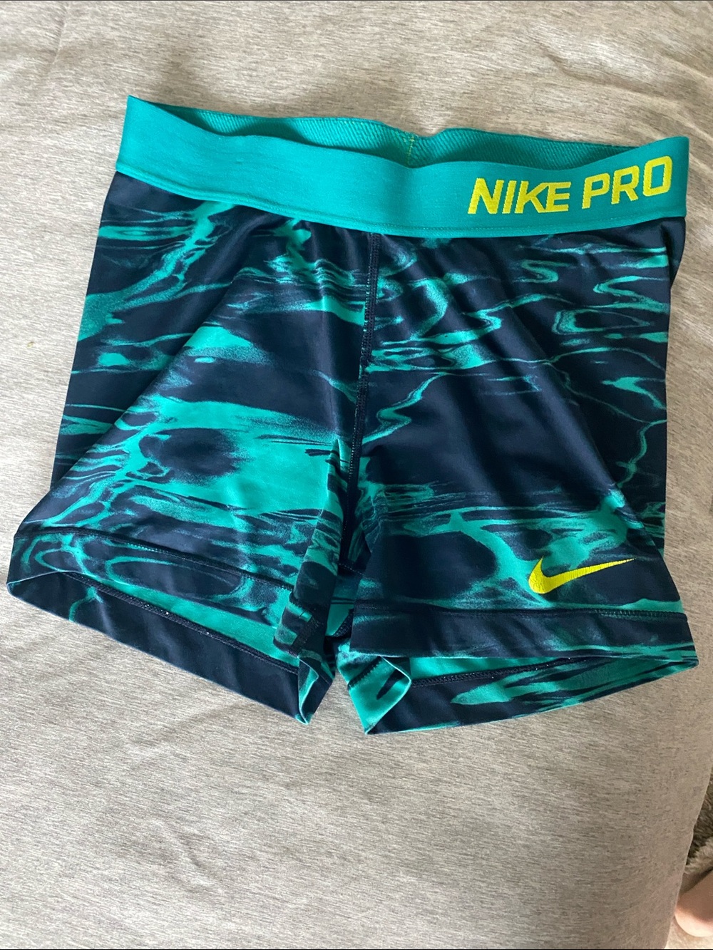 Nike Teal & Navy Patterned Performance Shorts